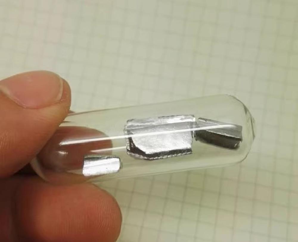 079a40e893575b995683de04ae8ed211373 10g Glass Sealed Lead Block, 99.99% High-purity Metal Pb