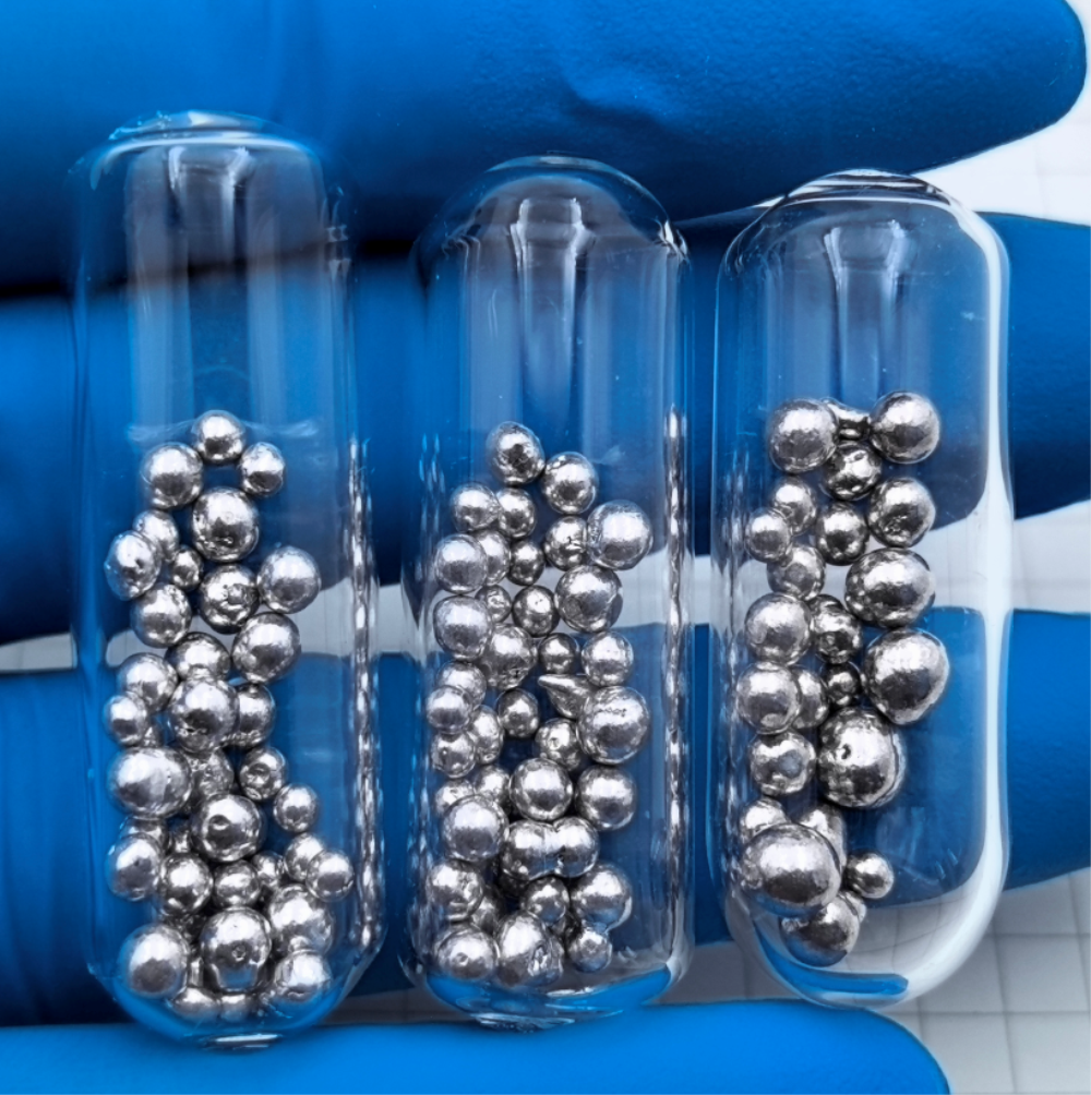 467527496c284e3bd52046ec13cf7c90f55 5g Glass Sealed Indium Bead Metal Sample for Element Collection, Hobby Exhibition - Image 4