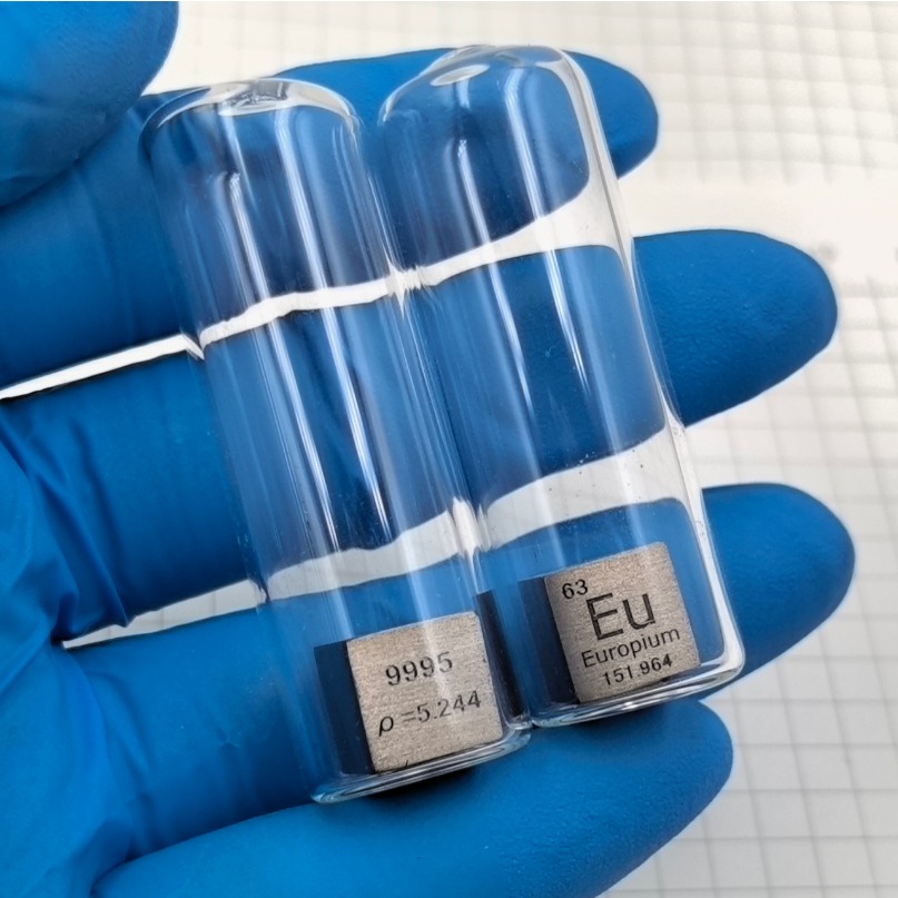 7a45e4b08bafce60b12838283c0c2177d1d 10mm Argon Filled Glass Sealed Europium Cubic Element Periodic Phenotype Eu