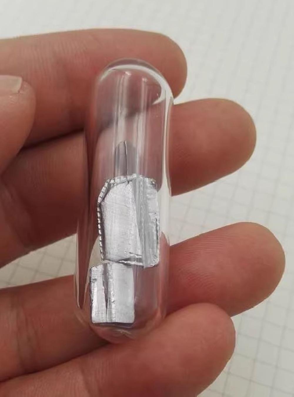 874adba1c09e61f91490c8f1cf74b737c73 10g Glass Sealed Lead Block, 99.99% High-purity Metal Pb - Image 2