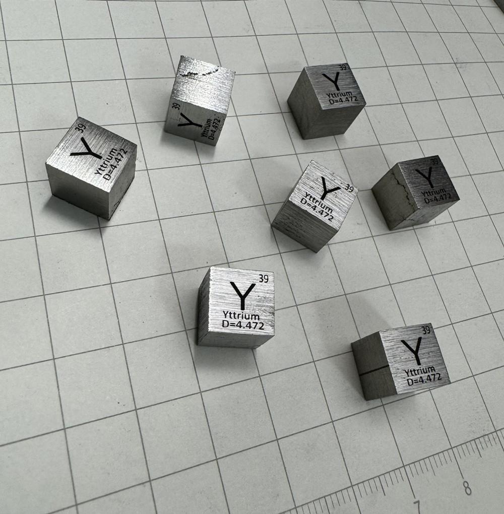 96a482461df2e2ffa58f885ebf333dcbeee Defective Metal Gadolinium Cubic, 99.99% High-purity Element Gd Block - Image 2