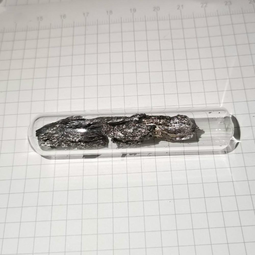 d59deaad1d14a420f340dd964b4af8bfe63 10g Glass Sealed Samarium, Filled with Argon Gas, 99.9% High-purity Metal Sm - Image 2