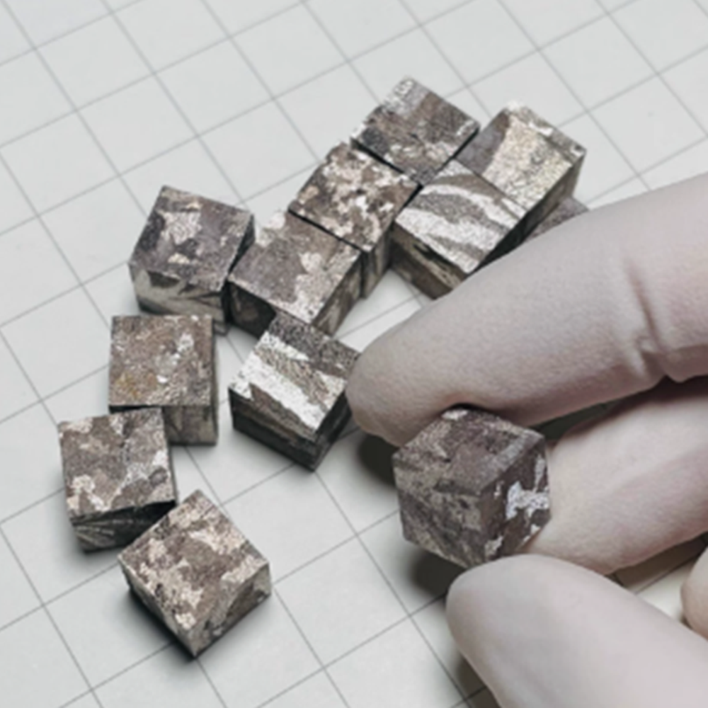 82329b35fa8510d1b310f1e32e063a0fec1 Gold Phase Bismuth Cubic 10mmBi 99.99% ,Scientific Laboratory Research Materials, Element Enthusiasts Collect - Image 3